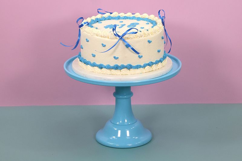 Vintage Bow Cake Vintage Bow Cake