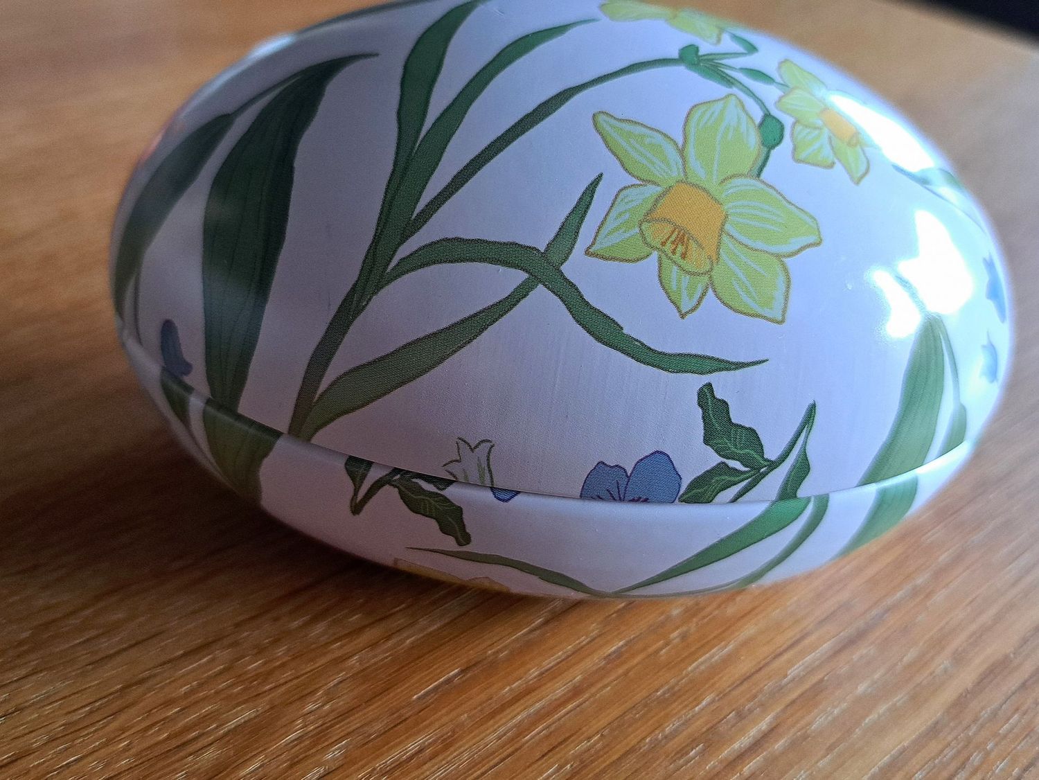 Easter egg filled with luxury yarn, sequins & a knitting pattern for wrist warmers