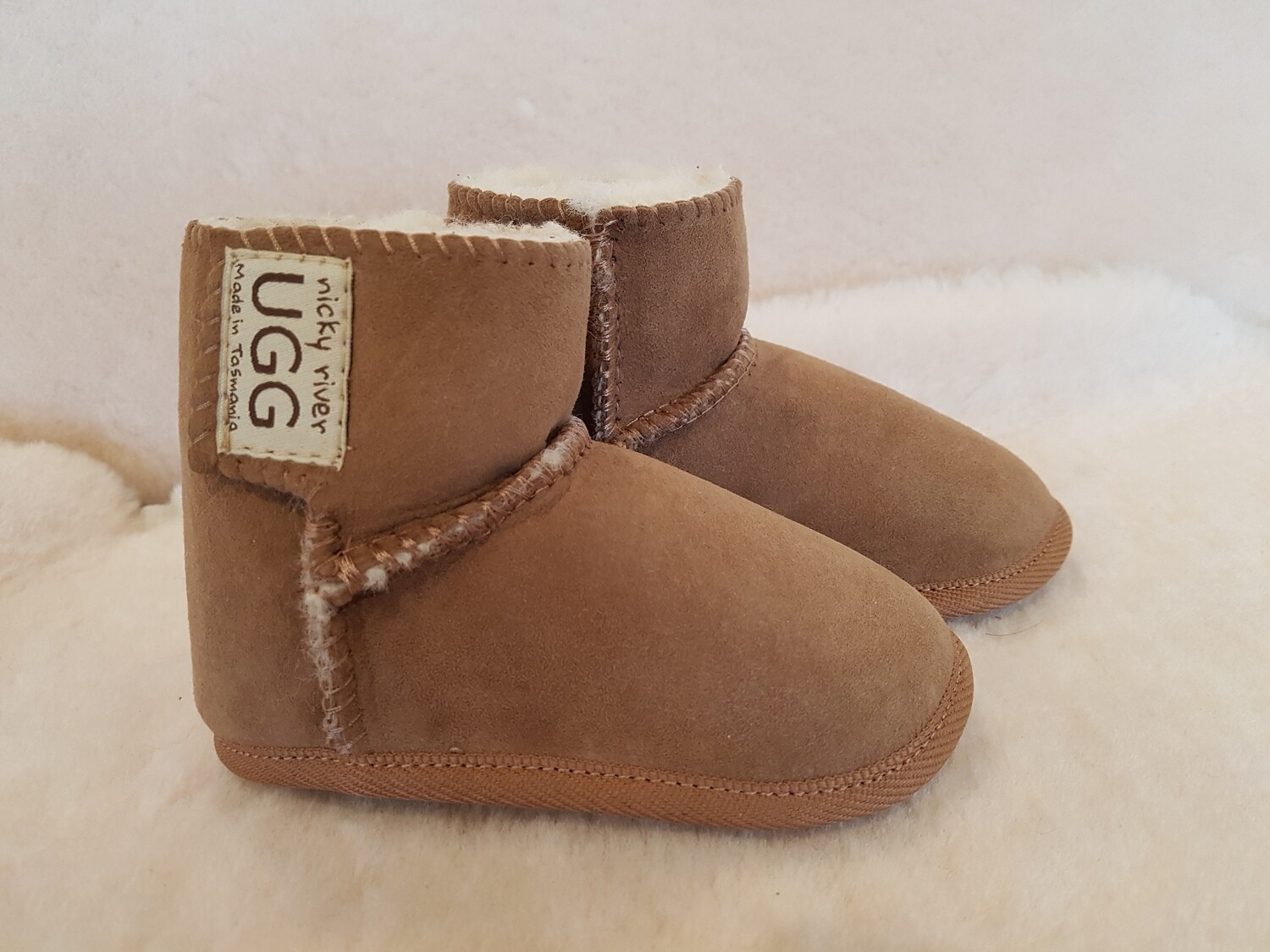 Baby Ugg Boots, Size: Small (0-12 months), Colour: Chestnut