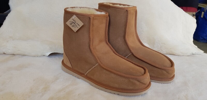 Nicky River Uggs