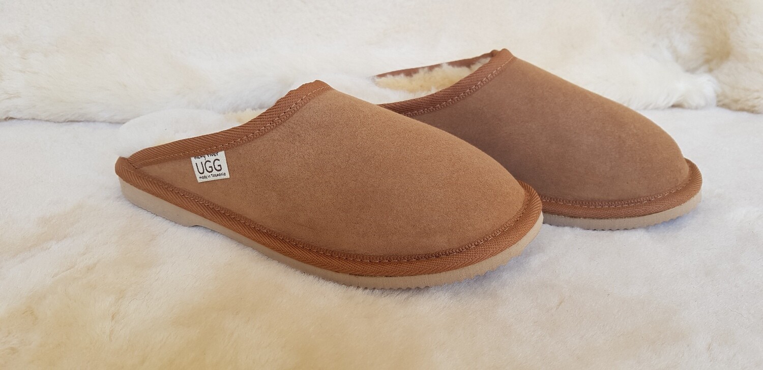 Van Diemen Slides, Colour: Chestnut, Size: AU 5 Women
