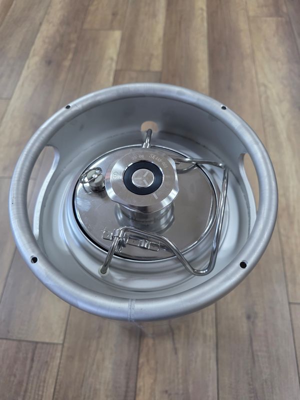 20L SS Keg G-Tyoe with Corny Lid 20L SS Keg G-Tyoe with Corny Lid