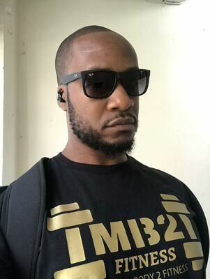 Classic T-Shirt Black/Gold