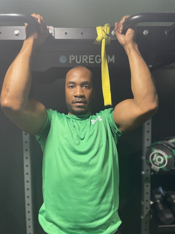 MB2 Fitted T-Shirt Kelly Green/White