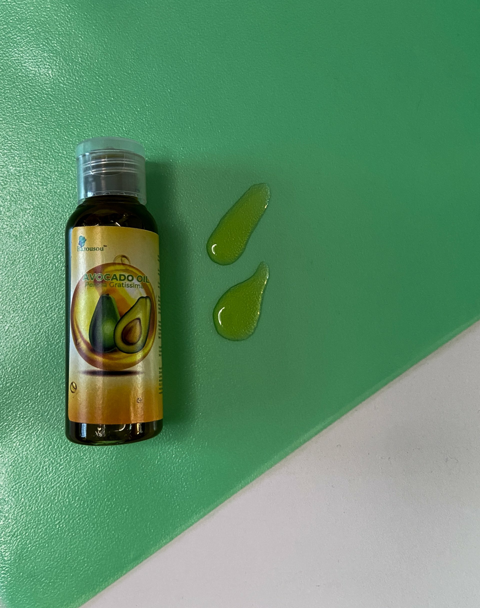 Bazousou 100% Pure Unrefined with cold pressed Avocado oil (Persia gratissima) 50ml