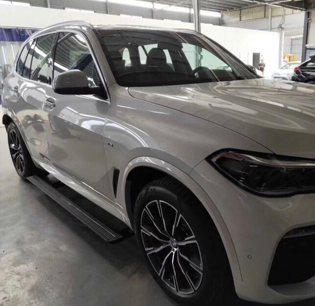 ESTRIBERAS LATERALES AUTOMATICAS BMW X5 G05 (2018+)