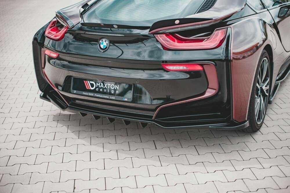 Central Rear Splitter (with vertical bars) BMW i8