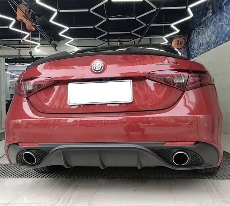Difusor/Colas Escape para Alfa Romeo Giulia (Paragolpes Standar)