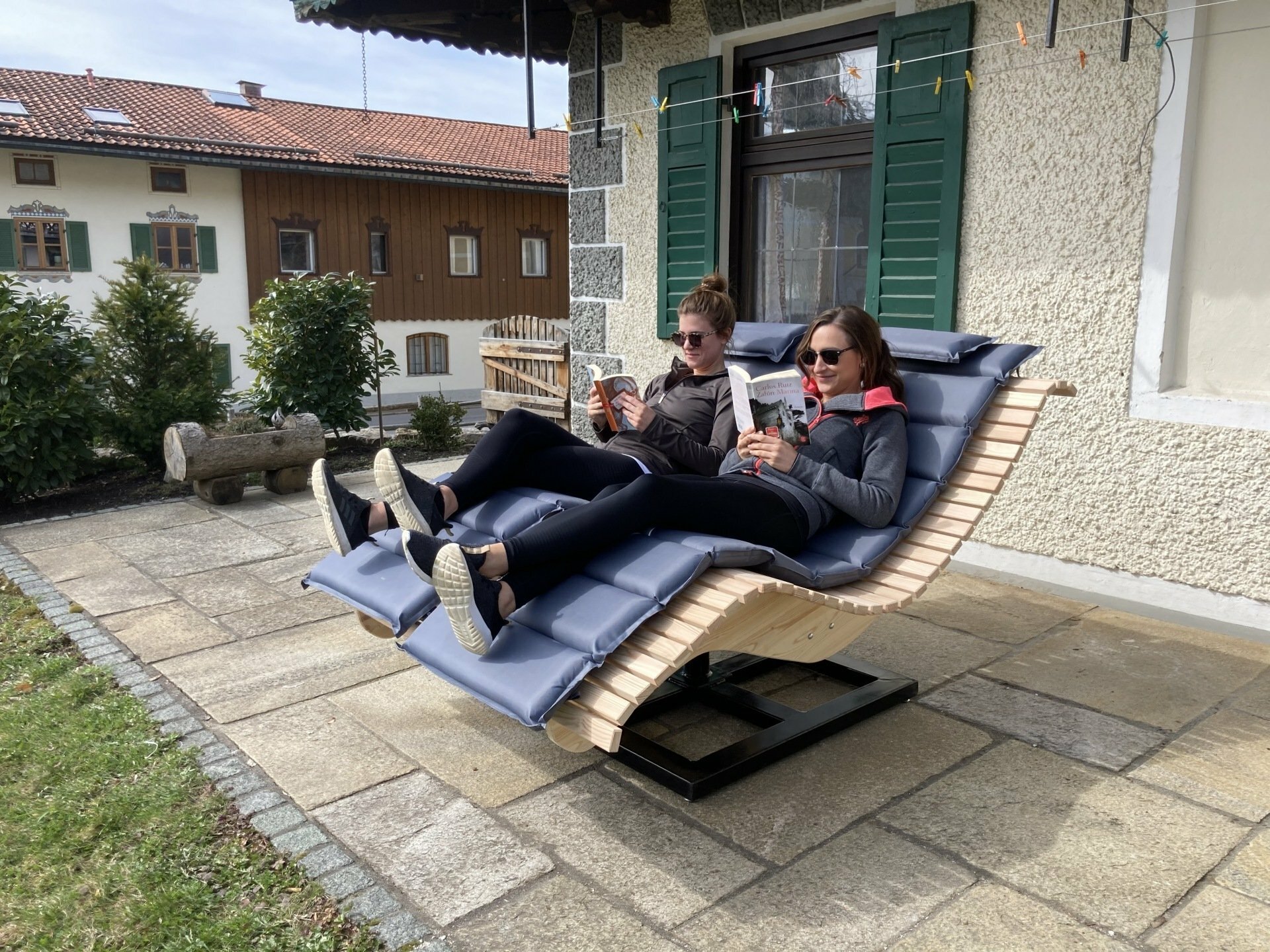 Sonnenliege drehbar für zwei Personen