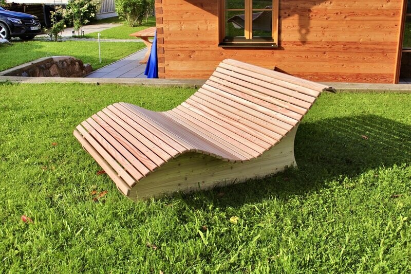 Himmelsliege Schwungliege  ,,Schliersee" Relaxliege aus Lärchenholz