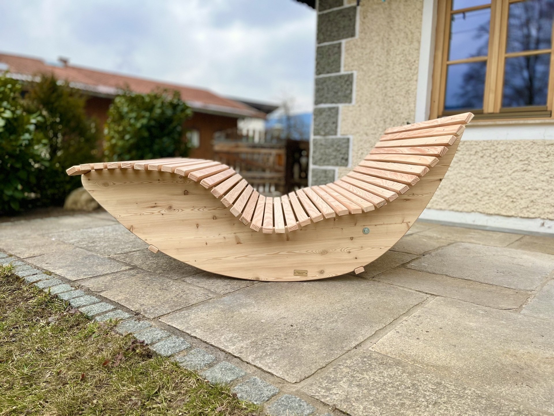 Schaukelliege ,,Obersee'' Schwungliege aus Lärchenholz