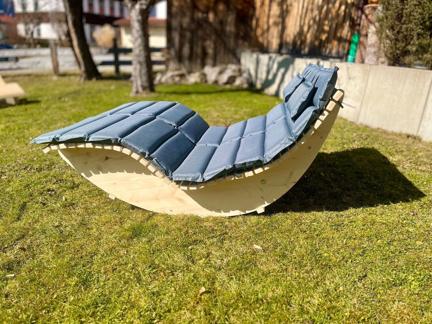 Schaukelliege ,,Birkensee'' Schwungliege mit Polster
