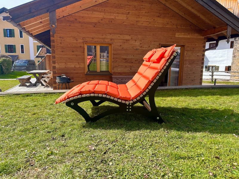Waldsofa ,,Achensee" schwarz pulverbeschichtet mit Polsterauflagen