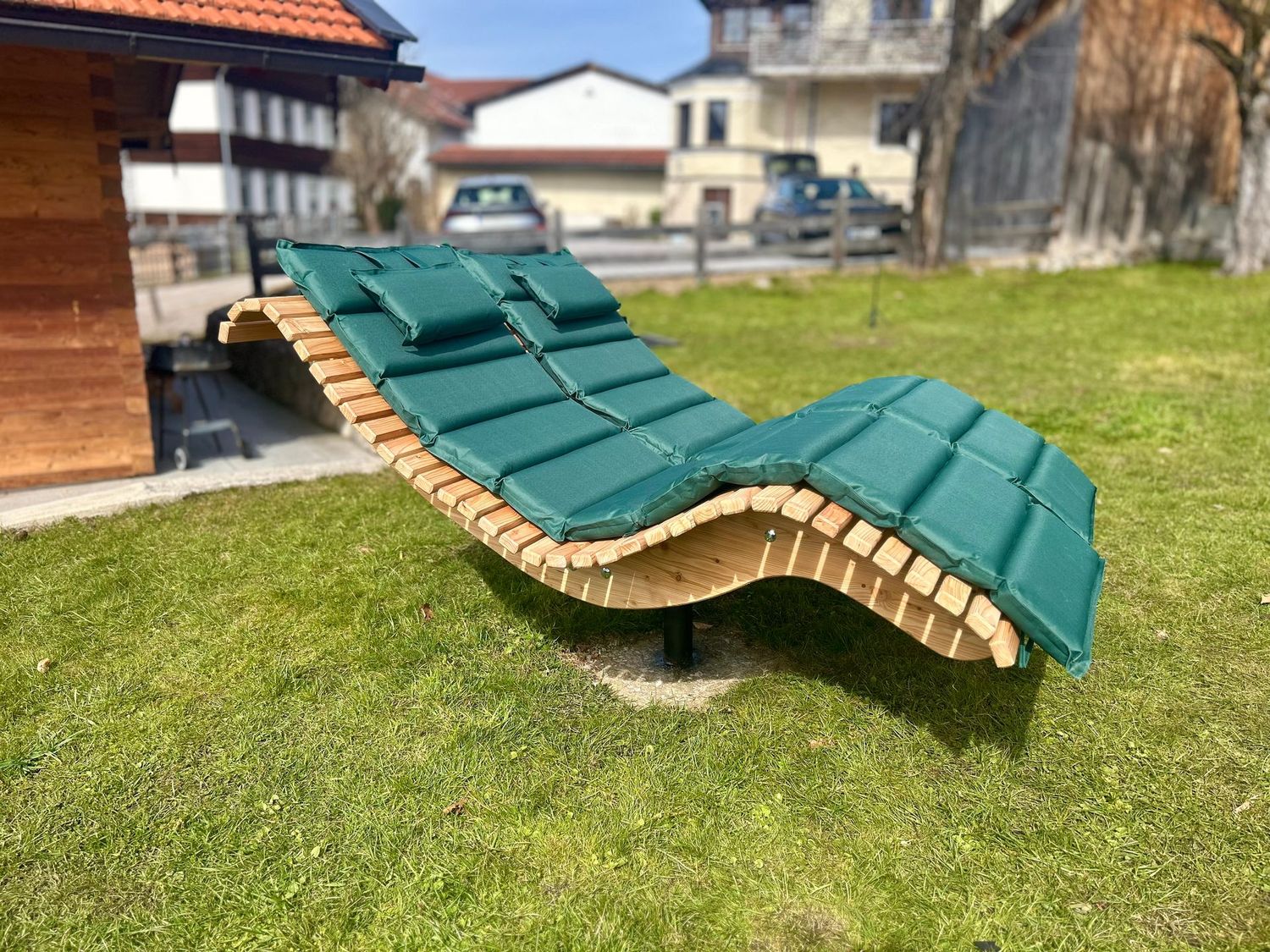 Doppelliege ,,Walchensee" mit Drehgestell zum Einbetonieren und Polster, Polsterfarbe: Grün