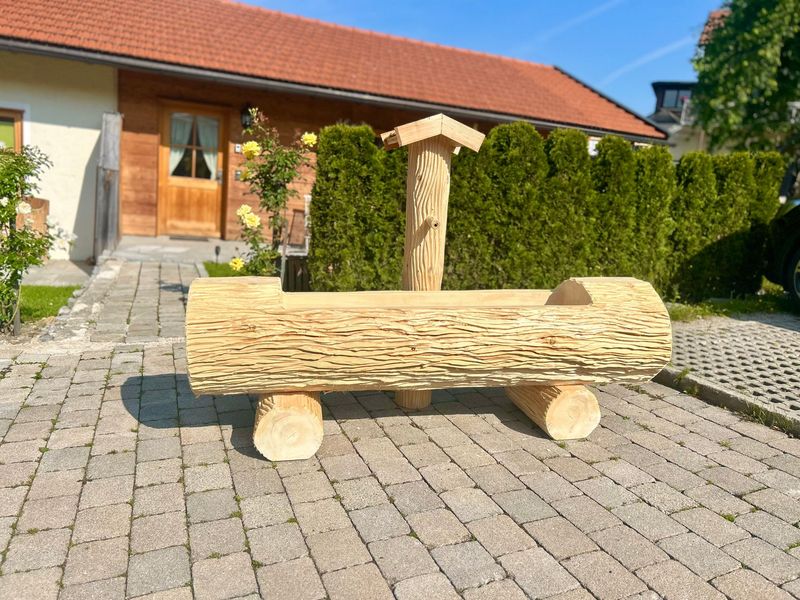 Holzbrunnen ,,Wilder Kaiser" Holztrog aus Tannenholz mit Struktur