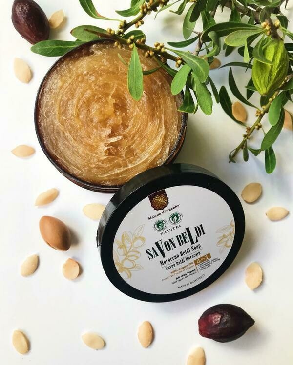 SAVON NOIR MAROCAIN À L&#39;HUILE D&#39;ARGAN.