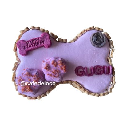 Bone Icing Dog Cake with side cookies