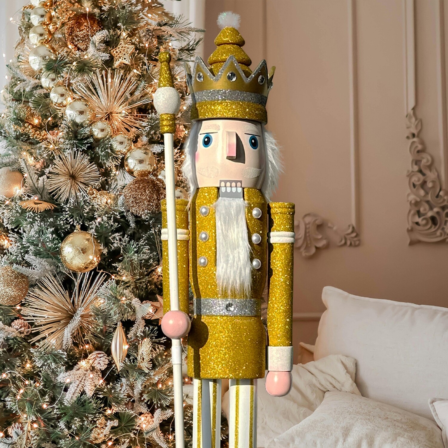 Gold glitter nutcracker king K29