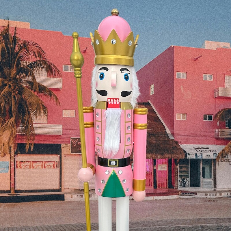 Pastel pink nutcracker King K16