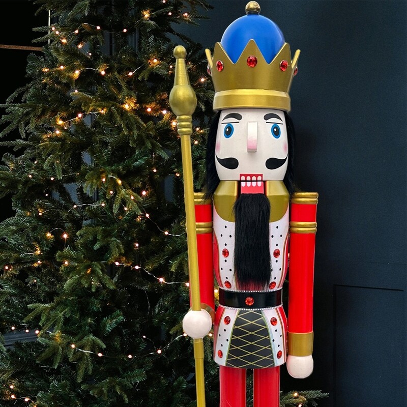 Red and White Nutcracker King K11