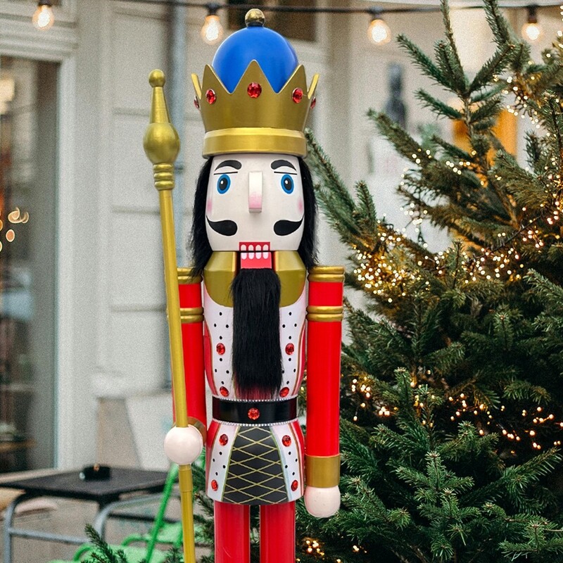 Red and White Nutcracker King K11