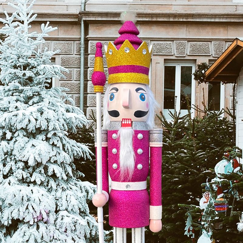 Plum glitter nutcracker king K32