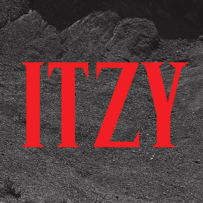 ITZY - NOT SHY ALBUM (RANDOM VER)