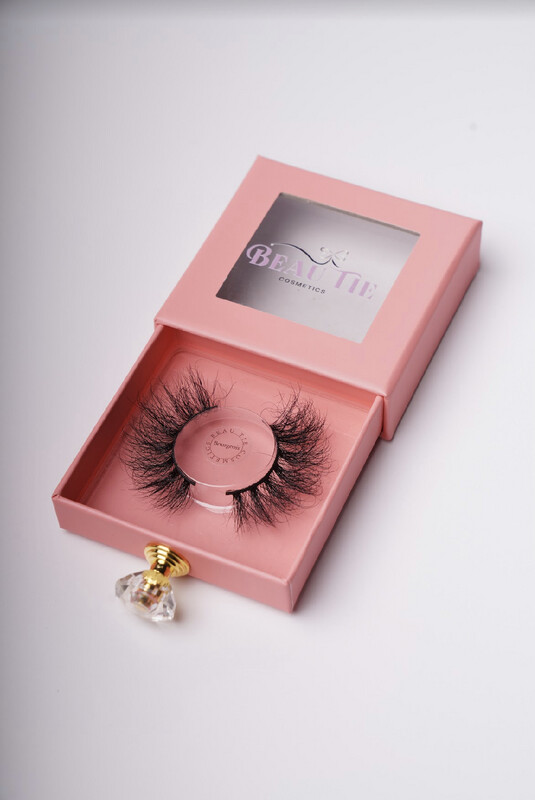 "Bourgeois like Billie" Lashes "Bourgeois like Billie" Lashes