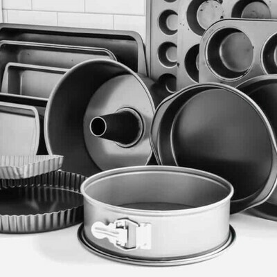 Utensils, Pans &amp; Gadgets