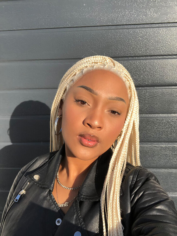 Blonde Knotless braided wig 