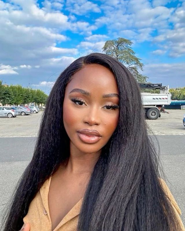 Miss Bentley (Kinky)