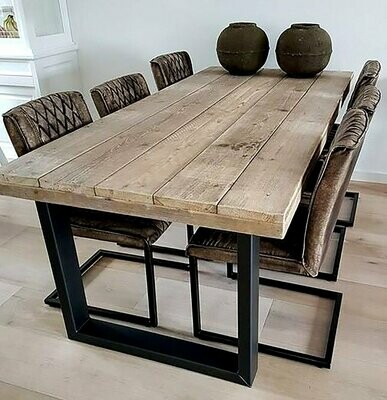 Mesa de comedor de madera 012