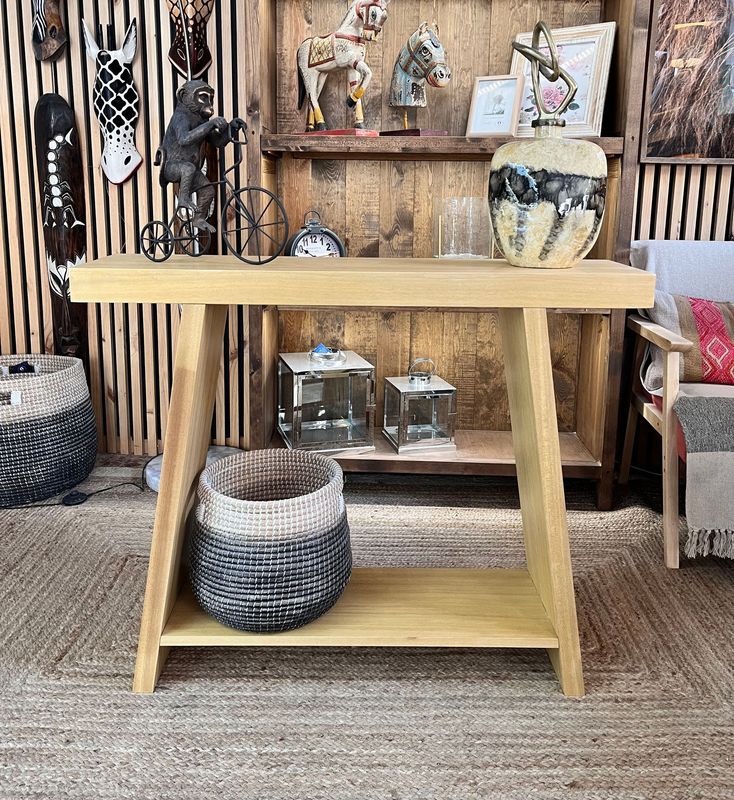 Consola de madera 024