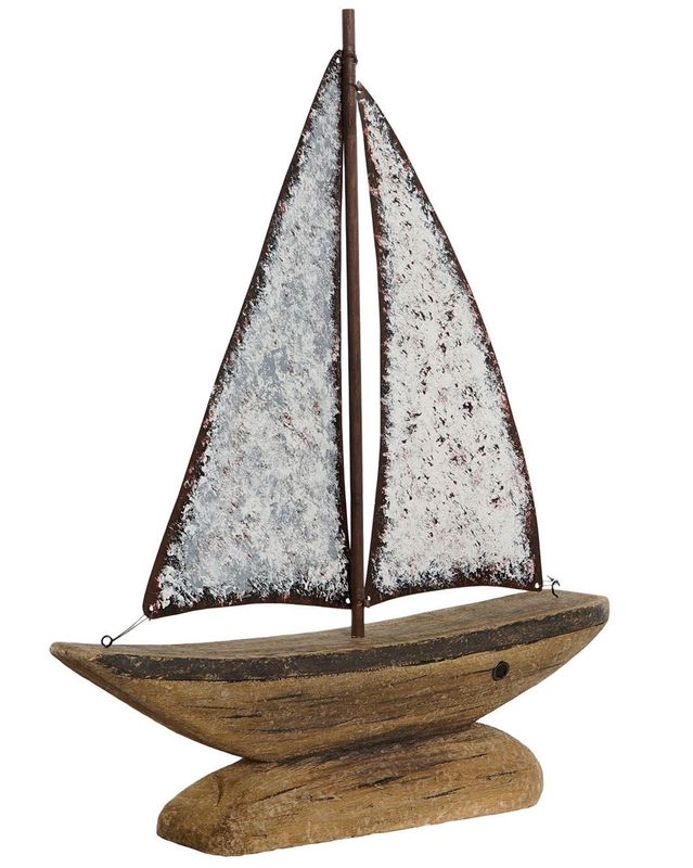 Velero de madera envejecido