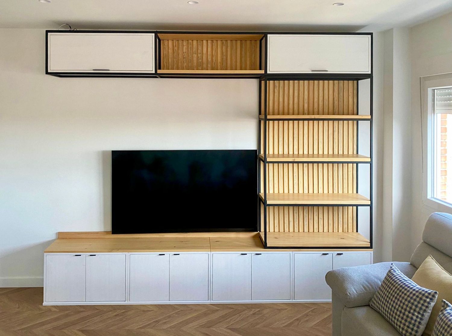 Estantería de madera 002