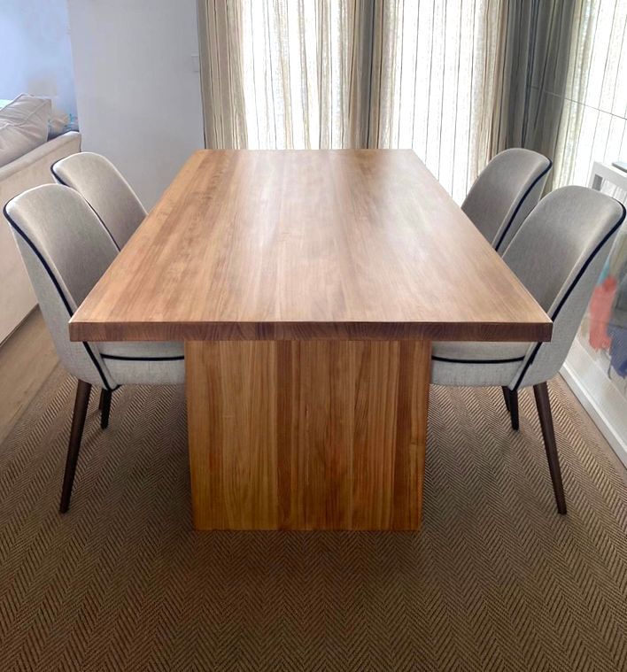 Mesa de comedor 015