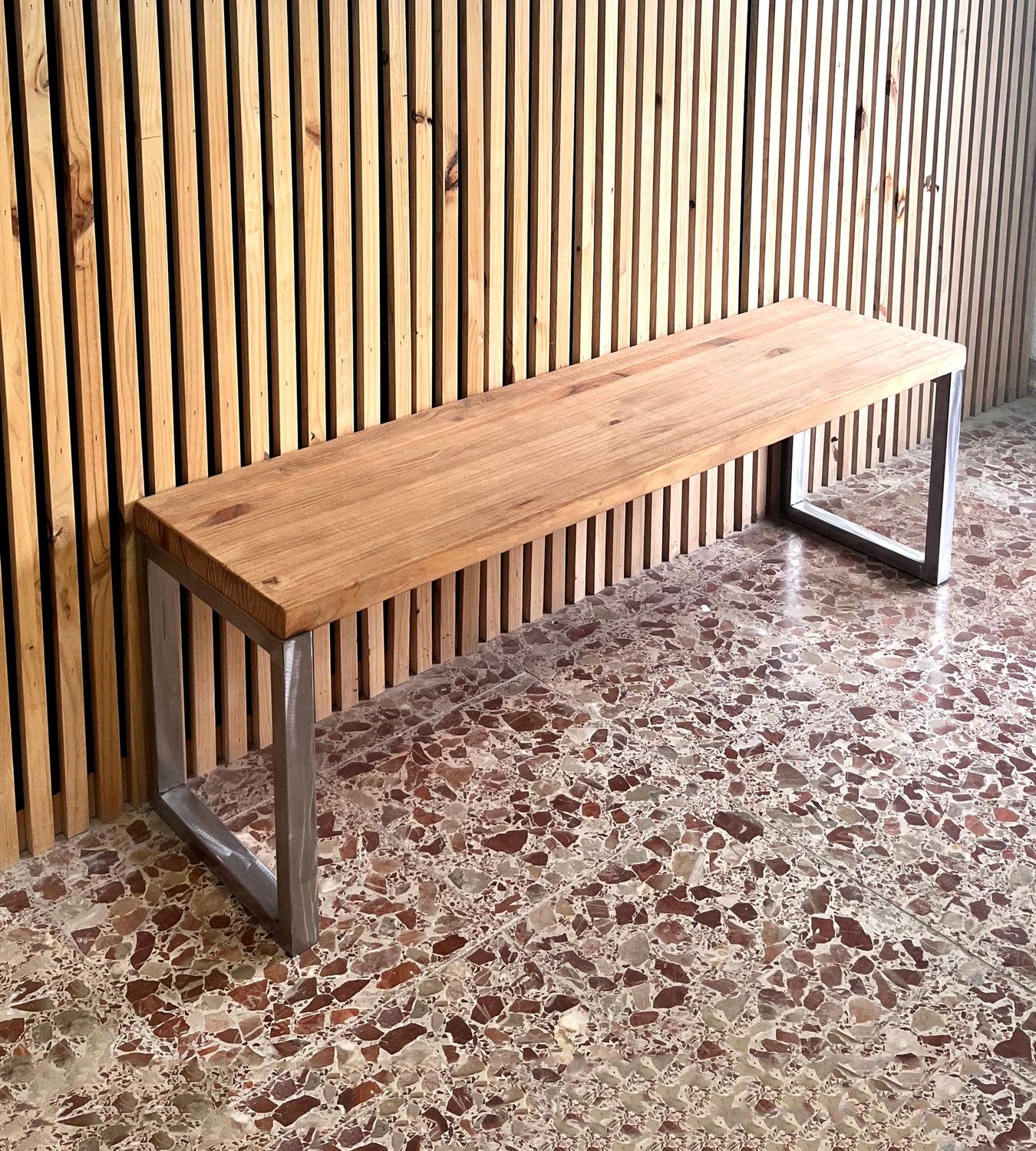 Banco de madera y hierro 012