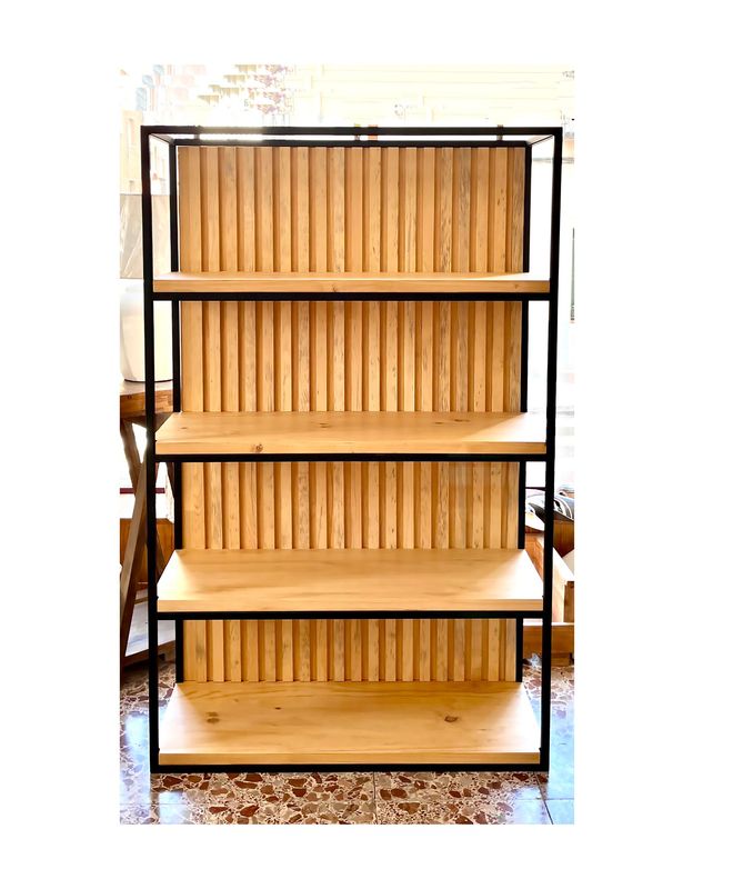 Estantería de madera y hierro 006