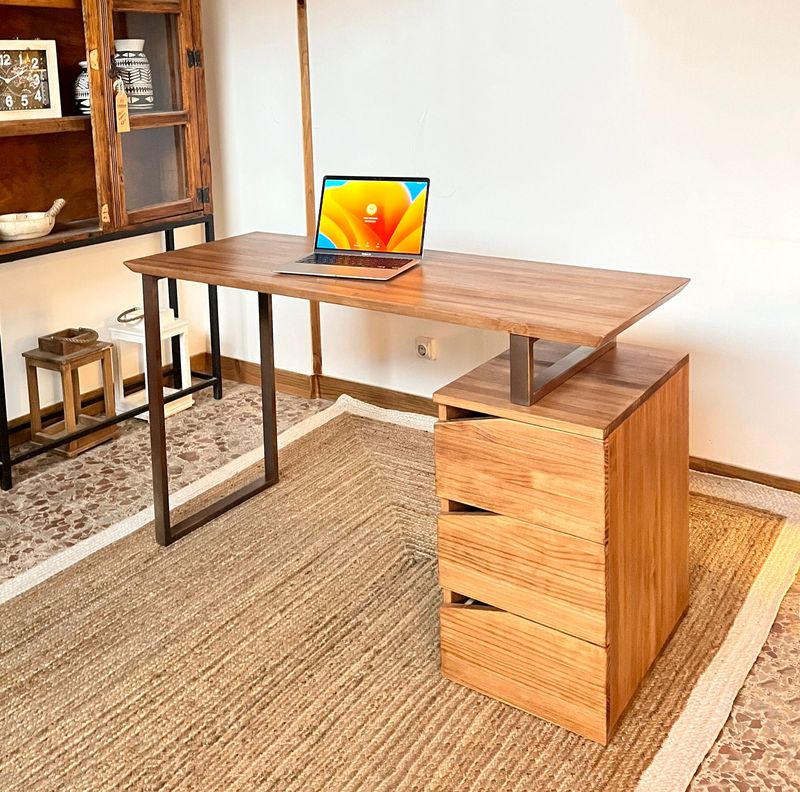 Mesa de escritorio  002