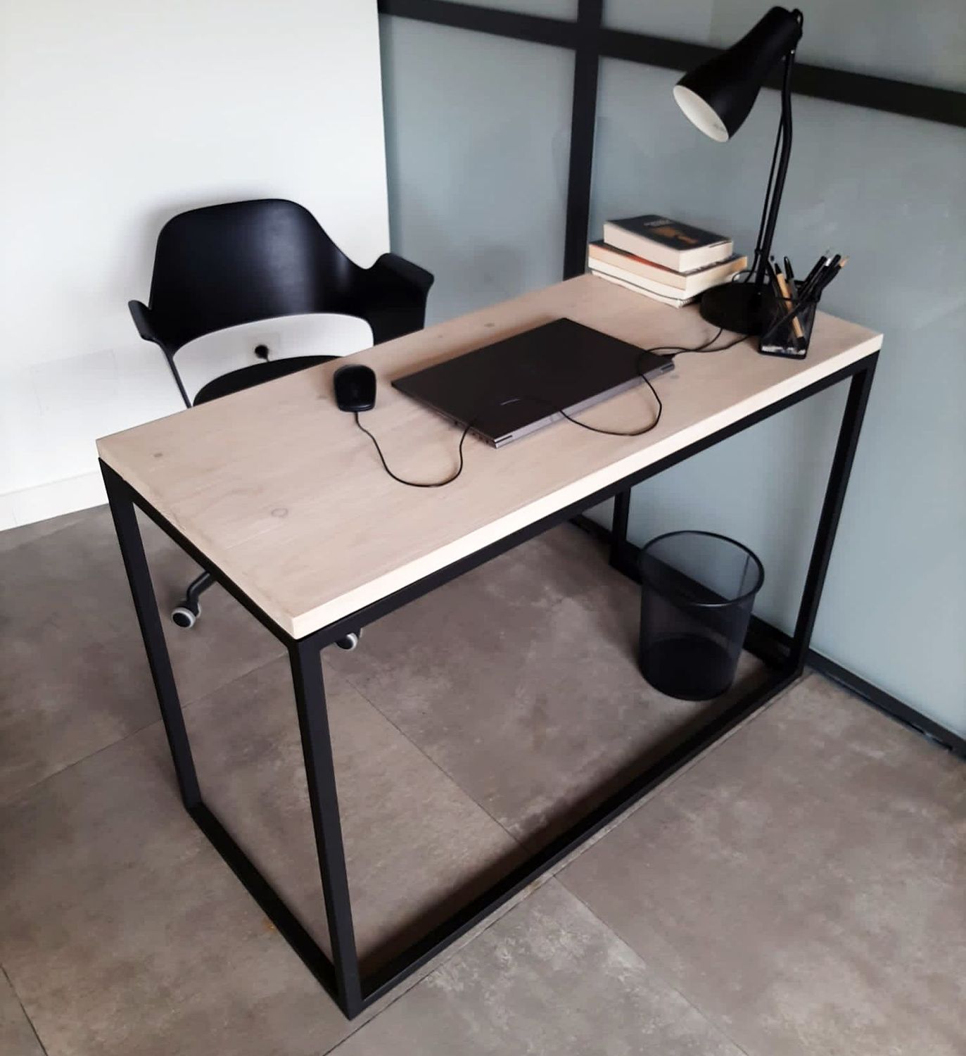 Mesa de escritorio  005