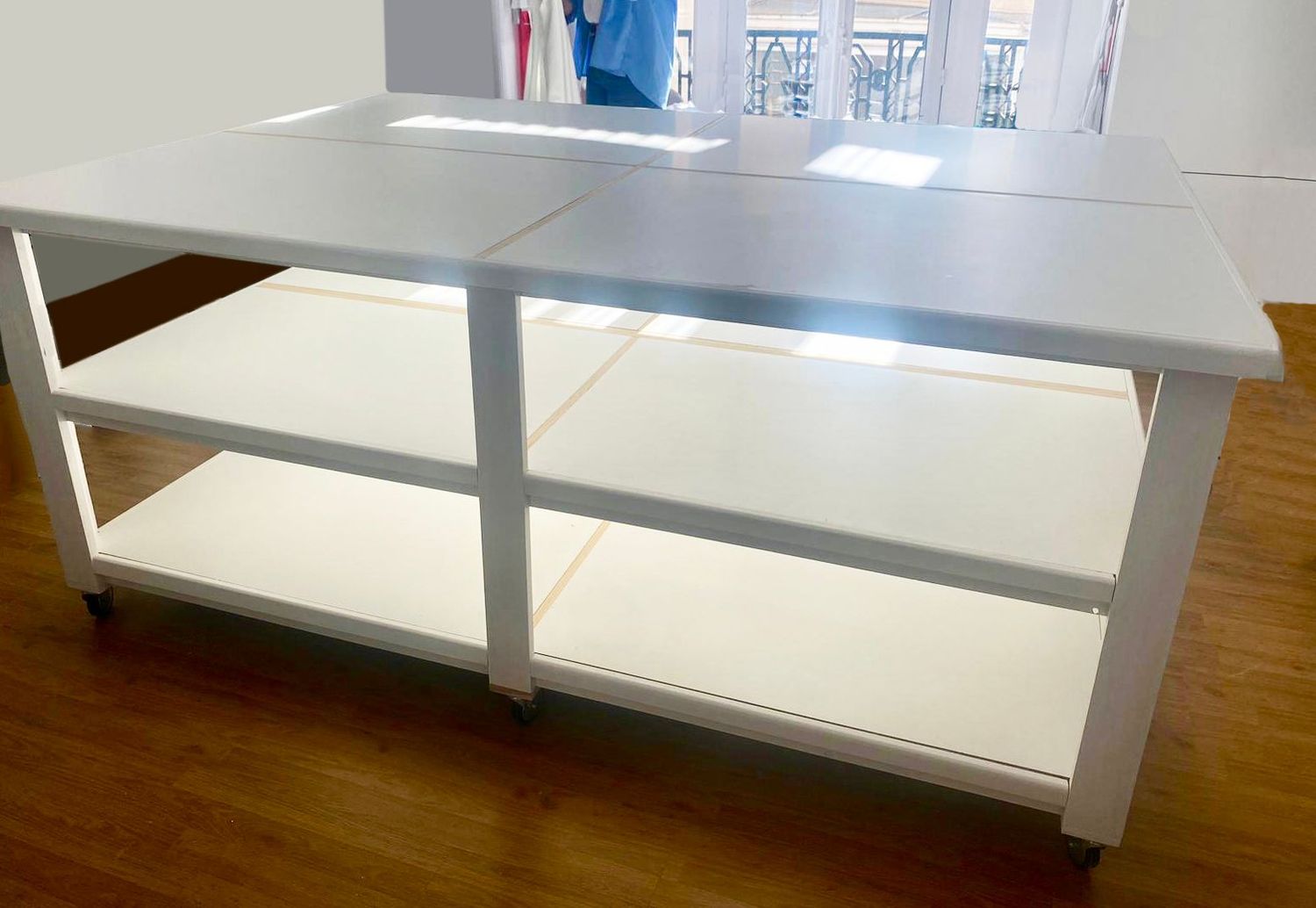 Mesa de trabajo  012