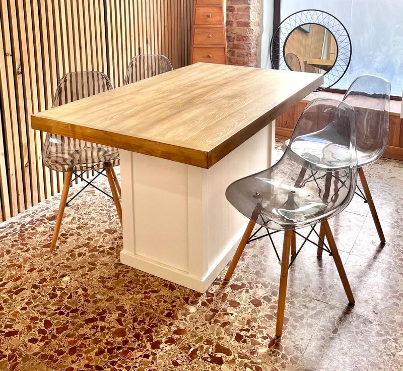 Mesa de comedor  008