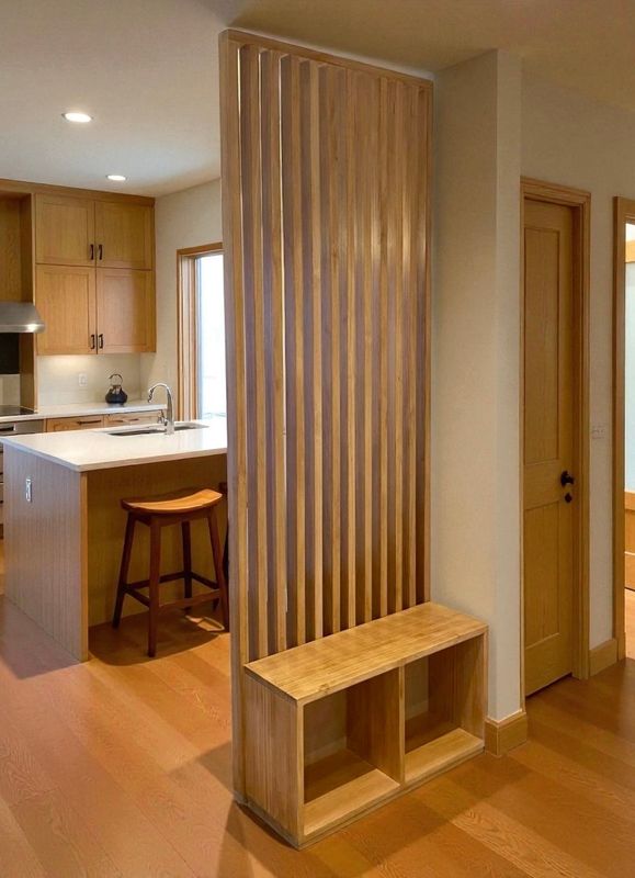 Separador de ambiente con banco 021