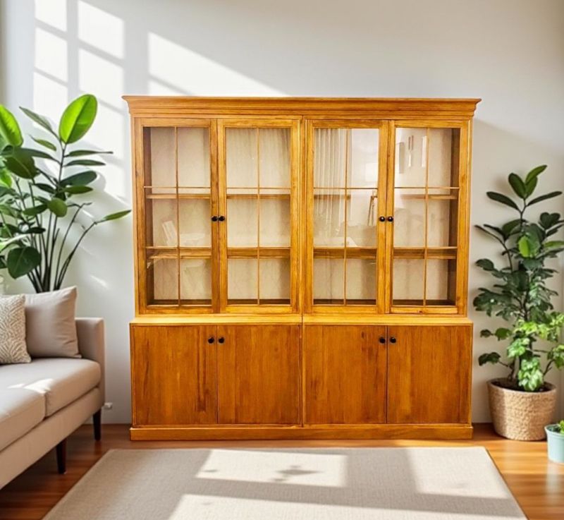 Vitrina de madera maciza 001