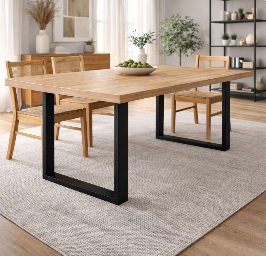 Mesa de comedor de madera y hierro 050