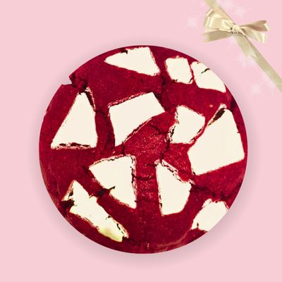 Red-velvet Cheesecake Stuffed Cookie