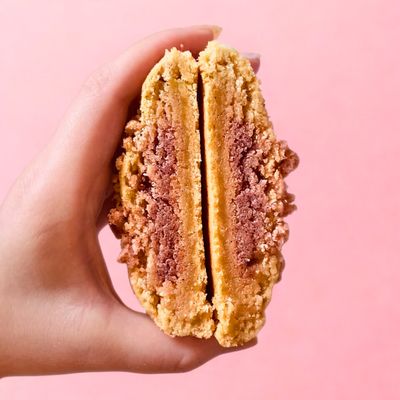 Cinnamon Roll Stuffed Cookie