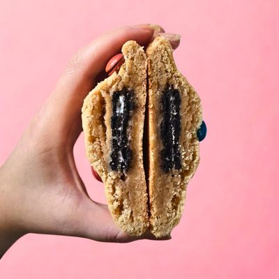 Oreo M&amp;M Stuffed Cookie