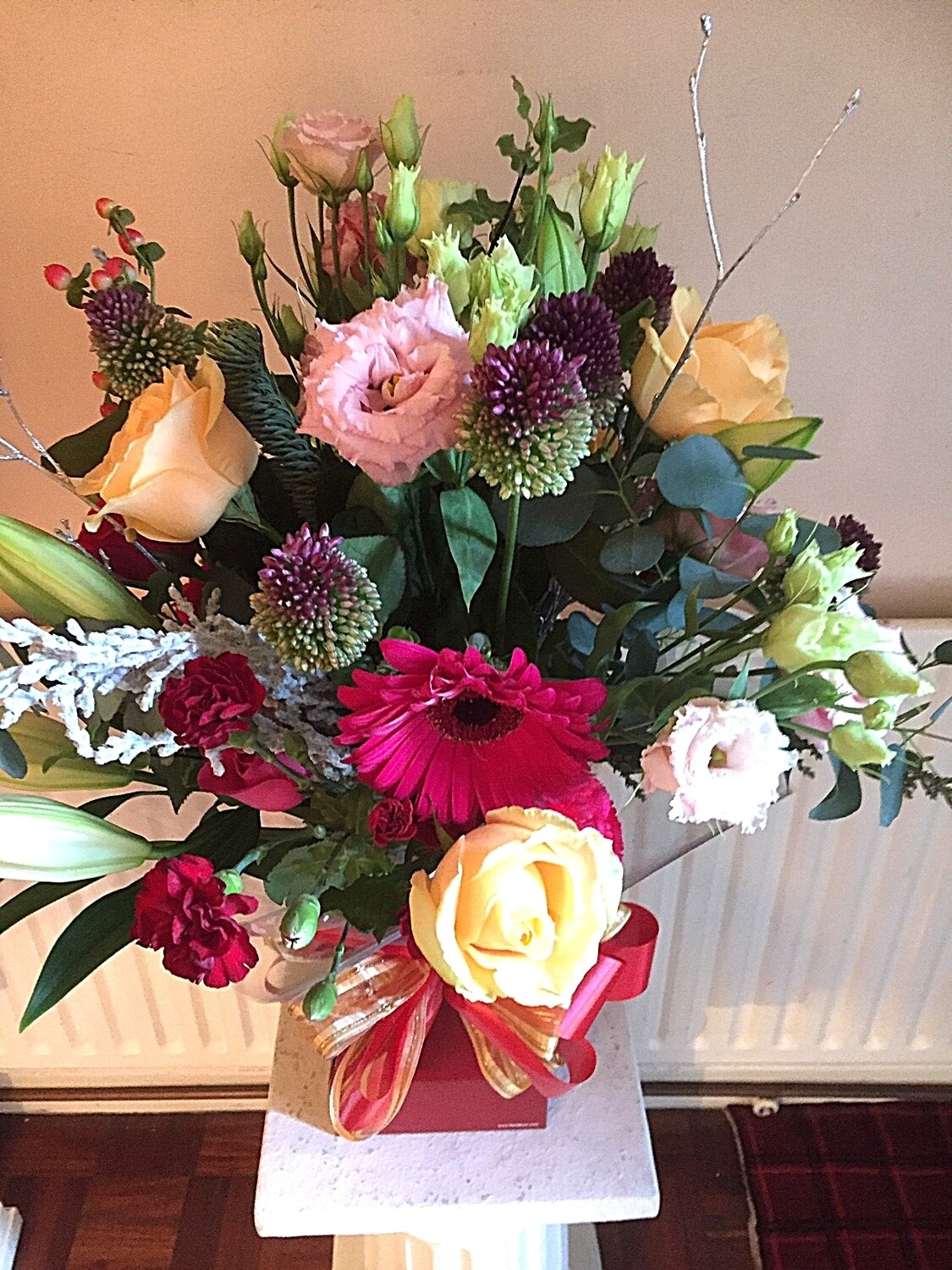 Presentation Bouquet Mixed Flowers Medium