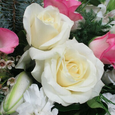 Presentation Bouquet Mixed Flowers Large